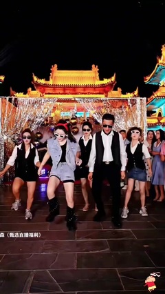 从“钢爸”王鹏博看网络育儿 人设之外，是真实的陪伴与成长